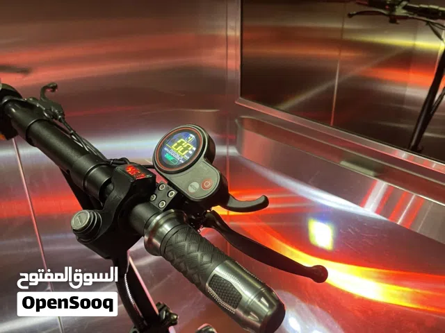 سكوتر كهربائي كوجو e25