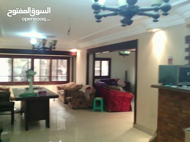 300 m2 3 Bedrooms Villa for Rent in Cairo Ramses + Ramses Extension