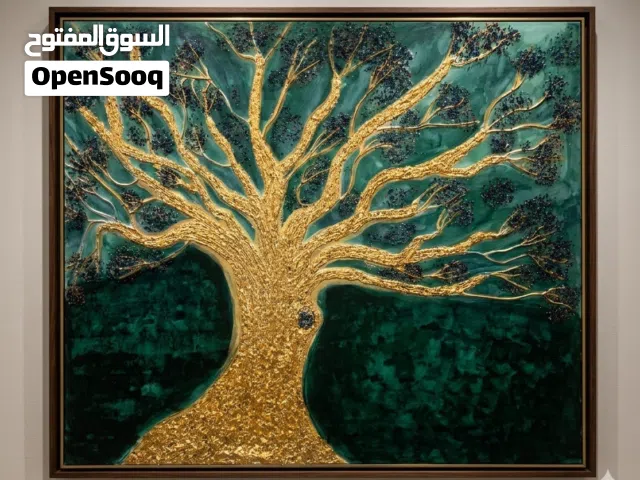 لوحة هاند ميد بسعر 150 دينار مصنوعة من ورق الذهب ومواد تعطي ابعاد 3d ومادة الريزن قياسها 100/120