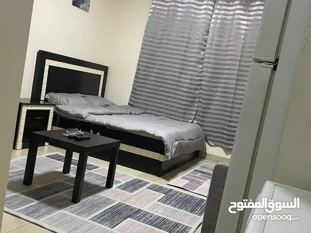 8 m2 Studio Apartments for Rent in Sharjah Al Mujarrah