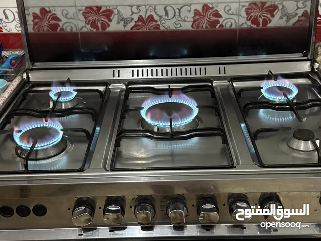 طباخ ماركة نيوفيرسال