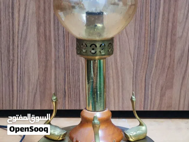 انتيكة نحاس اصفر ديكورية جميلة جدأ بحالة ممتازة سعر القطعة 25 دينار والي بدو اكثر من قطعة براعية