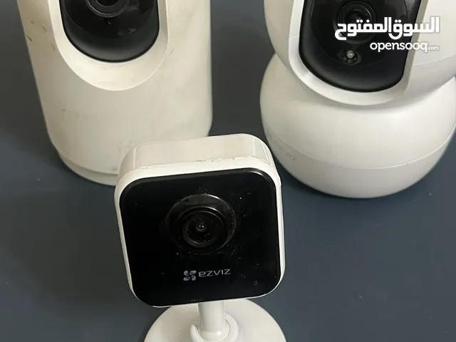 كاميرا مراقبة Wi -Fi متحركة عدد 4 استعمال بسيط بسعر مغري