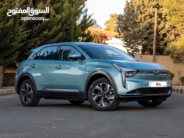 2022, نيتا, U, Standard