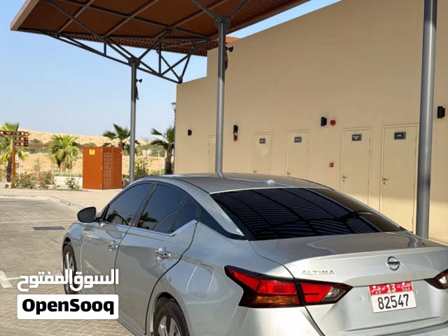 2019 نيسان التيما S