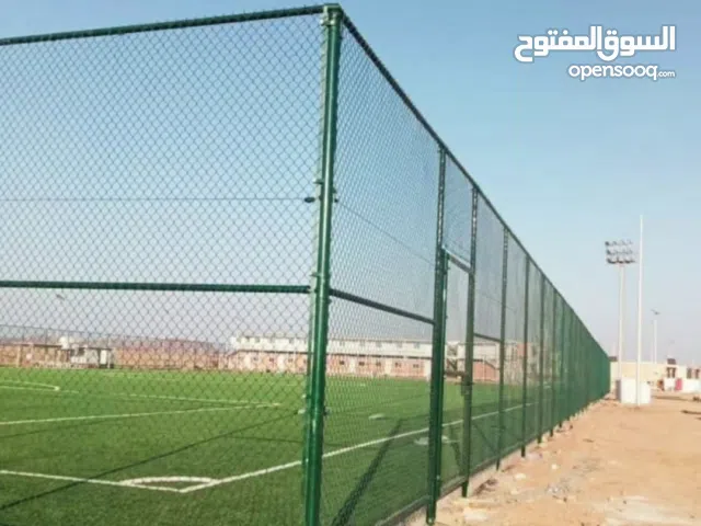 انشاء شبوك ملاعب رياضيه جميع المقاسات شبك ملاعب ارتفاع 6متر 3ملي بي في سي ملبس اخضر ضمان 10سنوات