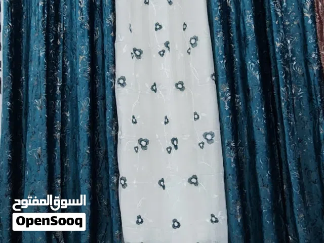 ستائر مخمل مذهب مع شيفون – 3 قطع