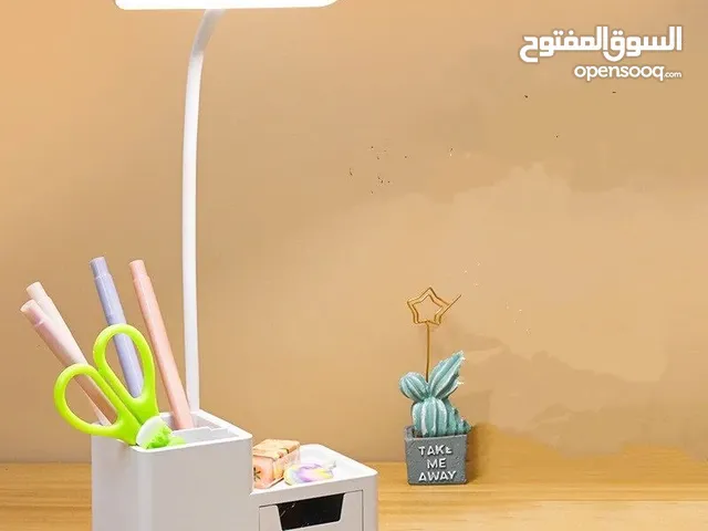 مصباح مكتبي شحن مع حامل قرطاسية