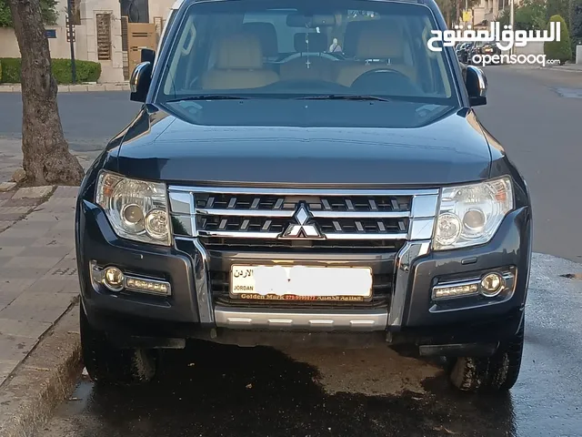 2017 Mitsubishi Pajero GLS 3.8L V6 - One Owner - Full Options - GCC Specs