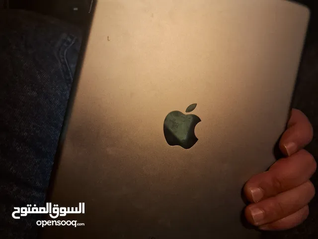Apple iPad 7 512 GB in Amman