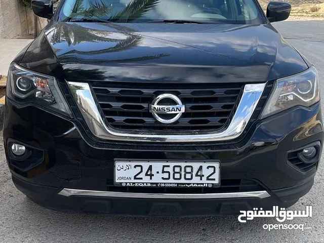 Nissan pathfinder 2018
