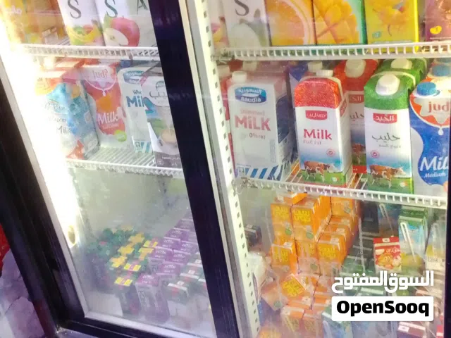 تلاجة عرض لبيع