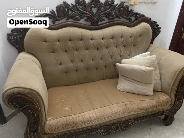 طقم كنب بسعر مميز قبل التفاوض