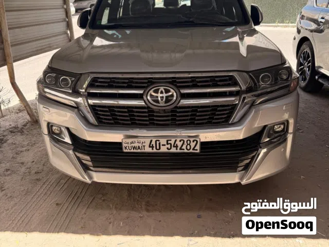 2020 Toyota Land Cruiser GXR