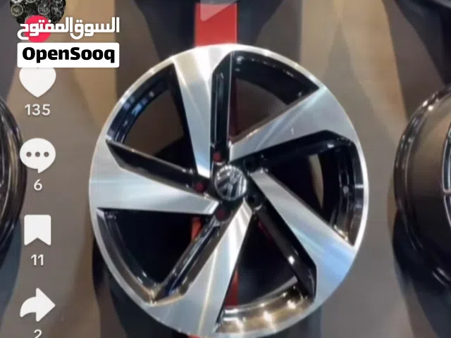 جنط GTI مستعمل مع كوشوك. نظيف