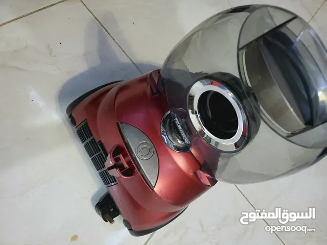 مكنسه كهربائيه ماركة دي اس بي مستخدمه يومين فقط واقتصاديه في الكهرباء