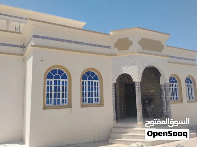240 m2 5 Bedrooms Townhouse for Sale in Muscat Al Maabilah