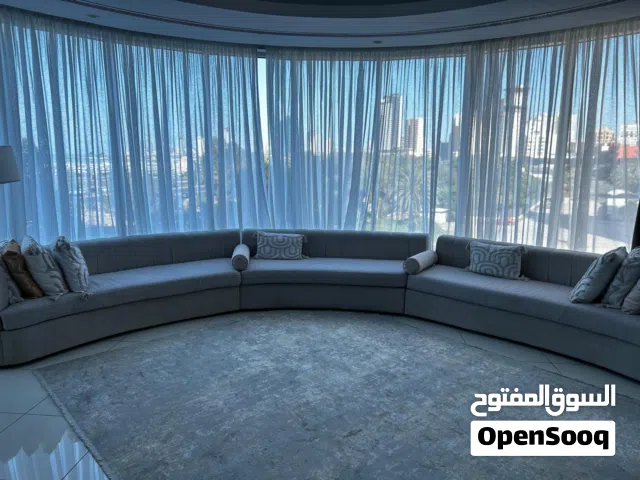للبيع كنب نظيف بحالة جيدة