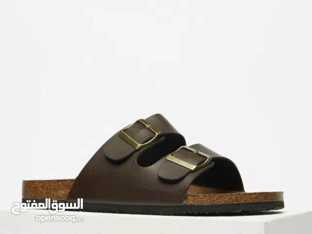 للبيع صندل فاخر مقاس 42 الوصف مهم