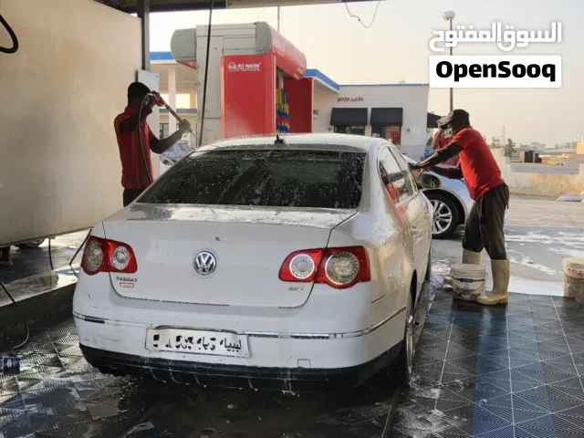 2009 Volkswagen Passat Standard
