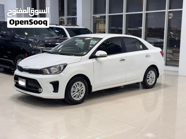 Kia Pegas 2026 (White)