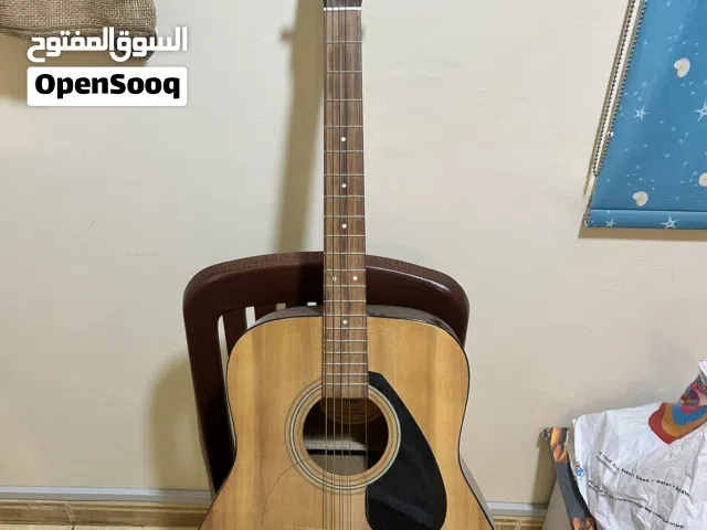 Yamaha F310 acoustic guitar,