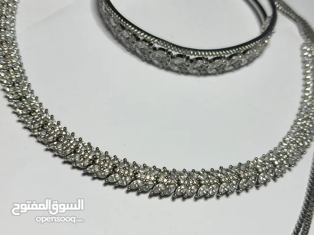 طقم زركون امريكي عقد وسوار فاخر