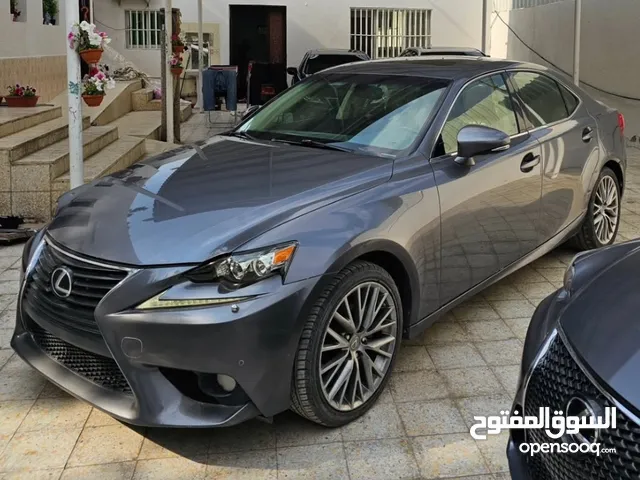 Used Lexus IS in Ajman