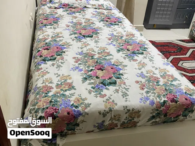 عدد اثنين اسره من ايكيا بالمراتب بحاله فوق الممتازه وبحالة الجديد  السعر 95 المكان المعبيلة