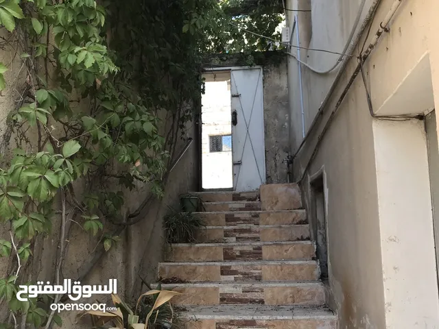 150 m2 4 Bedrooms Townhouse for Sale in Amman Jabal Al-Nathif