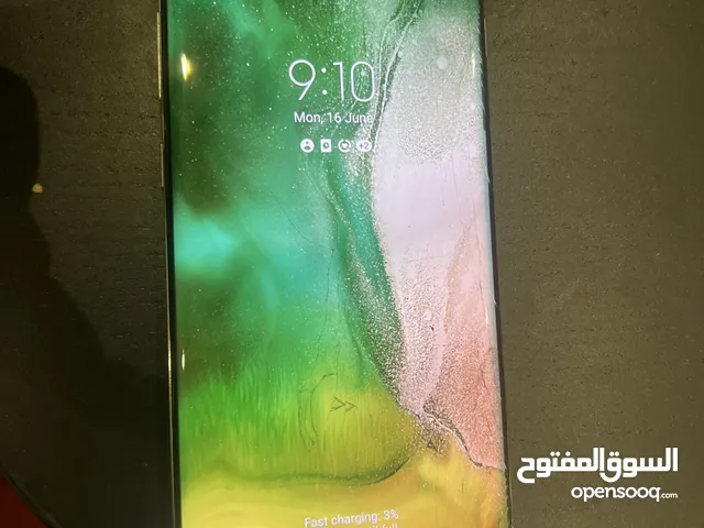 Samsung galaxy s10+ with cracked back and screen but working سامسونج جلاكسي إس 10+ شغال لأكن في كسر