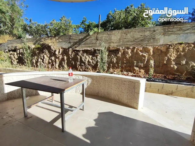 سكن مريح مع ساحة خارجية-شقة أرضية للإيجار – سردا قرب مجمع أستوريا ووايكون مول