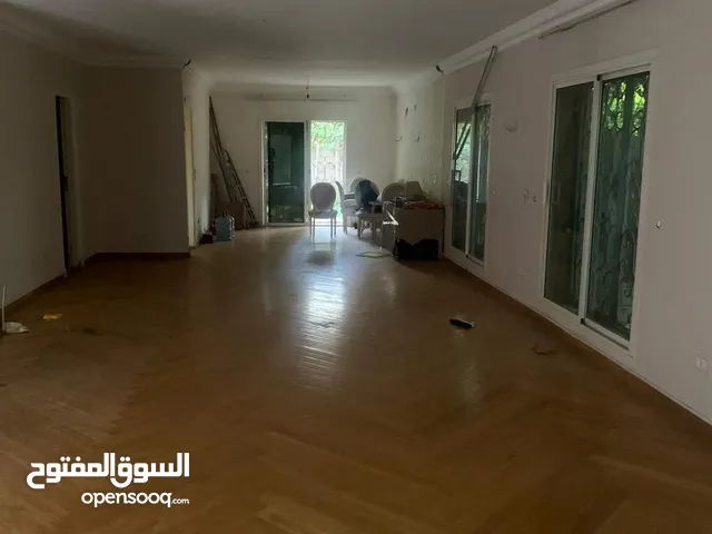 723 m2 More than 6 bedrooms Villa for Sale in Giza 6th of October