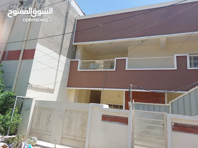 300 m2 More than 6 bedrooms Townhouse for Rent in Baghdad Al-Mukhabrat
