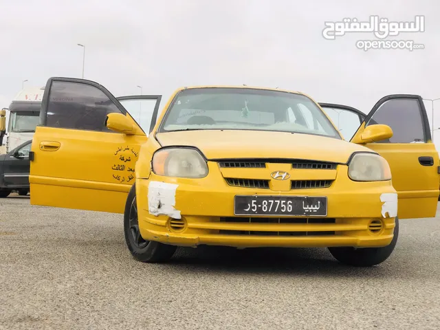 Hyundai Verna 2002 in Tripoli