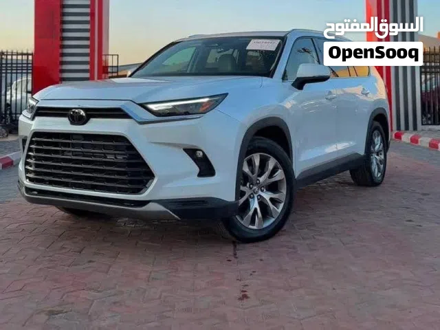2025 تويوتا هايلاندر Limited