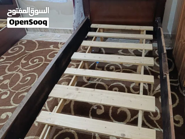 عـــــــــــررررض الـــــجـمـعـه فـــــــقـــط الـعـرض لـسـاعـه 2 ظـهـراا..... تخوت مفرد عدد 2 خشب ز