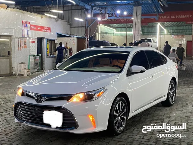 Used Toyota Avalon in Dubai