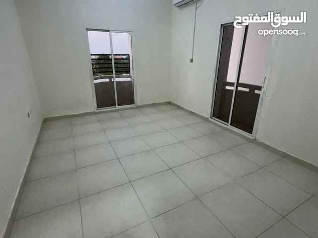 125 m2 2 Bedrooms Apartments for Rent in Muscat Al Khuwair