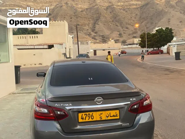 Used Nissan Altima in Muscat