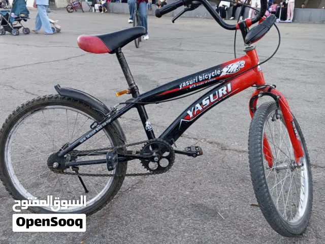 دراجه هوائية حجم وسط بحالة الوكاله