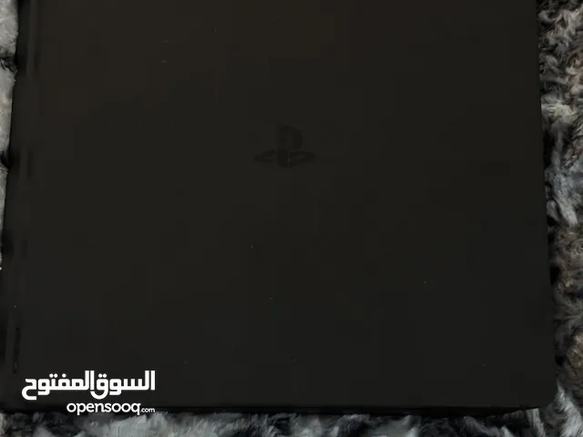 للبيع ps4 slim