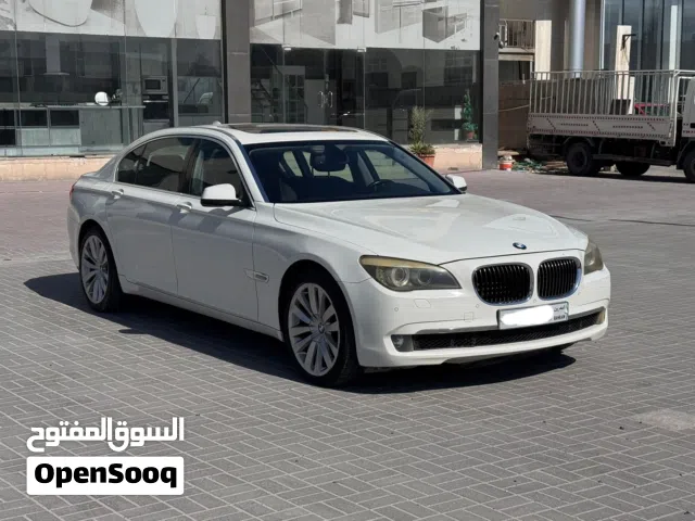BMW 740Li 2011 (White)