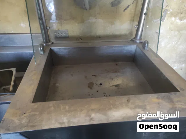 بسطة تبريد حجم صغير للبيع بحالة ممتازة