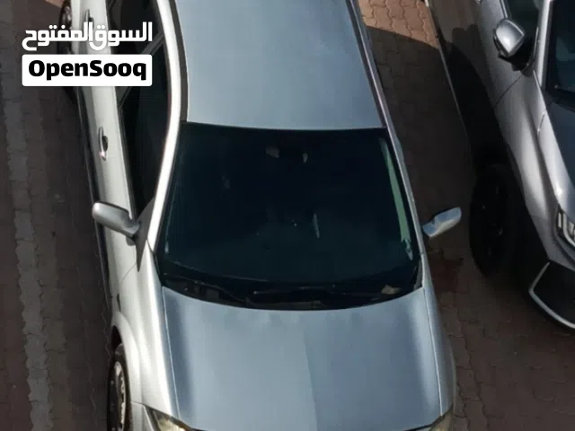 2010 رينو ميجان Standard