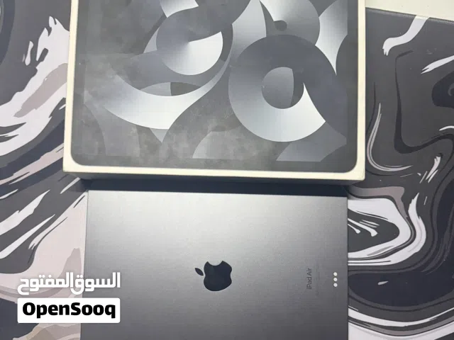 Apple iPad Air 64 GB in Tripoli