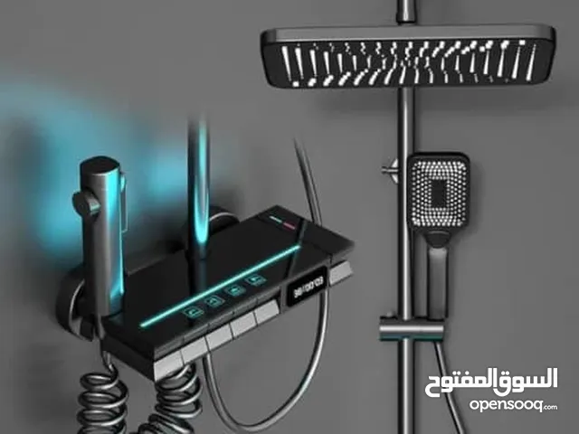 الدش الإلكتروني الحديث مع لوحة التحكم الرقمية الفاخر