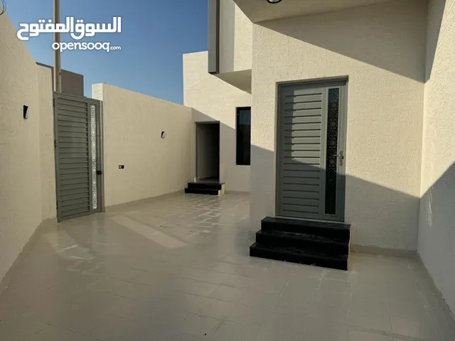 250 m2 5 Bedrooms Villa for Rent in Al Khobar Al Lulu