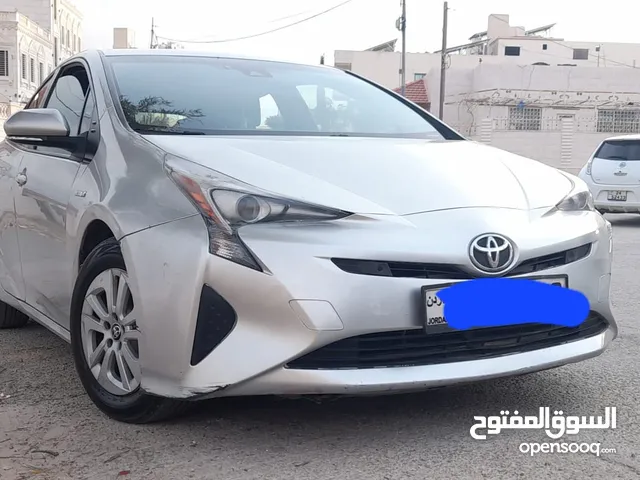 Used Toyota Prius in Zarqa