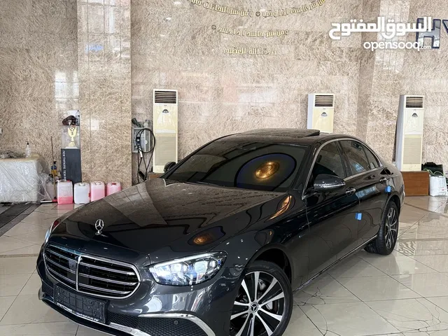 مرسيدس 2021 E300e مايلد هايبرد لون رمادي داخل كمل